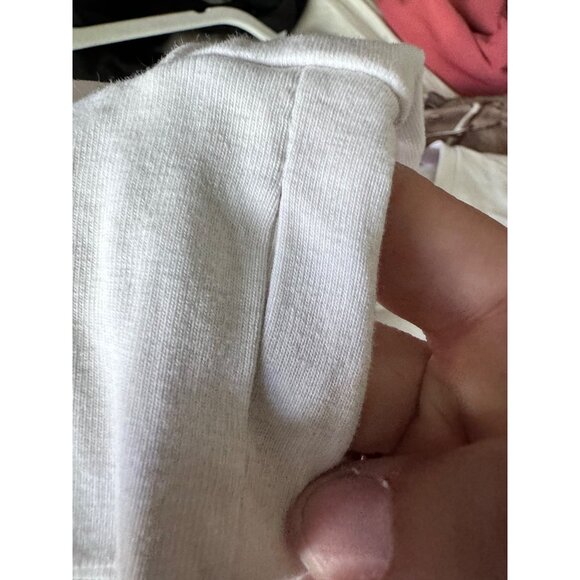 🌸3/$15🌸Long Sleeve White Crop Top Athletic t Shirt with Thumb Holes sz M - Picture 6 of 6